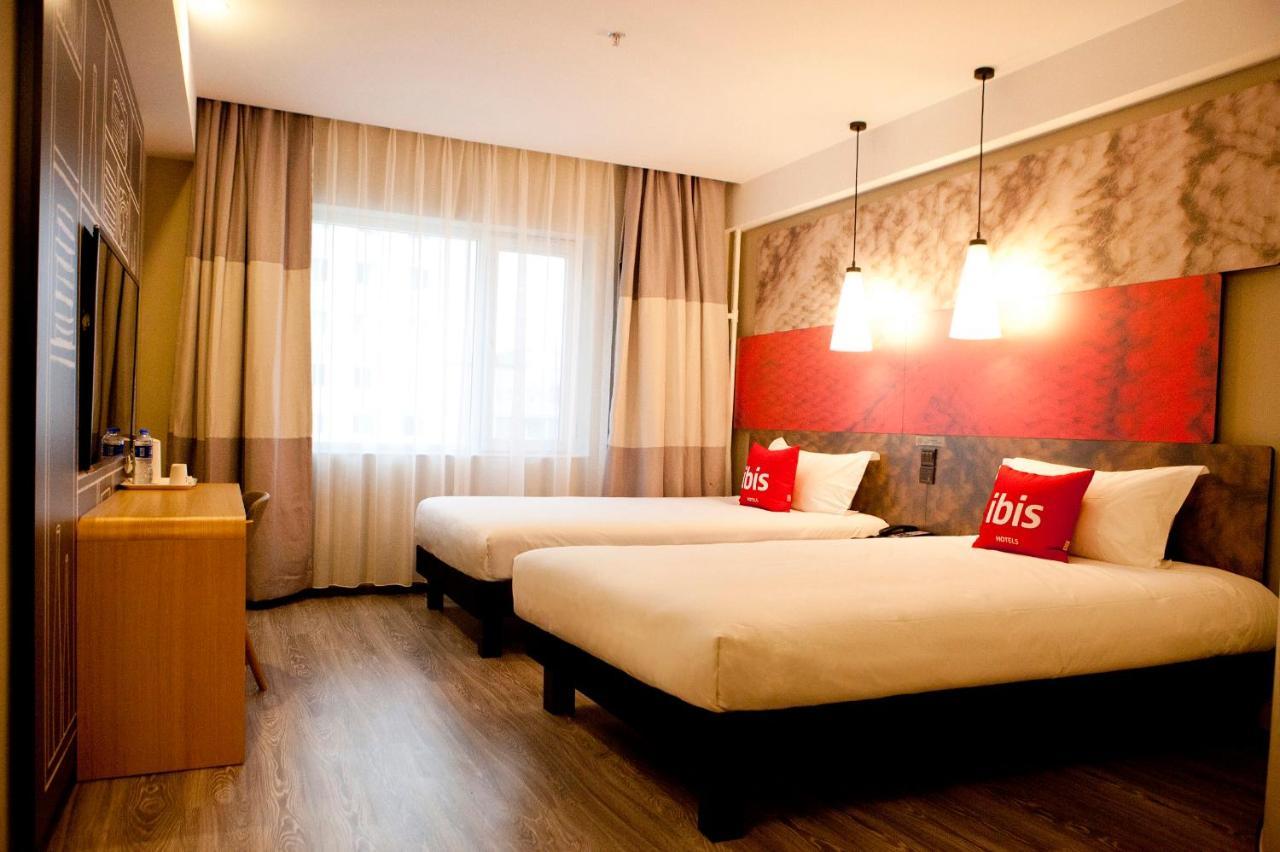 Ibis Tianjin Railway Station North Square Hotel Buitenkant foto